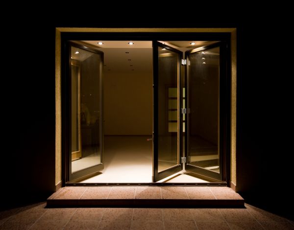 Bifold Closet Door Service